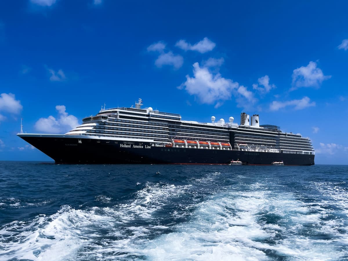 Cruise shop for Holland America Line at sea