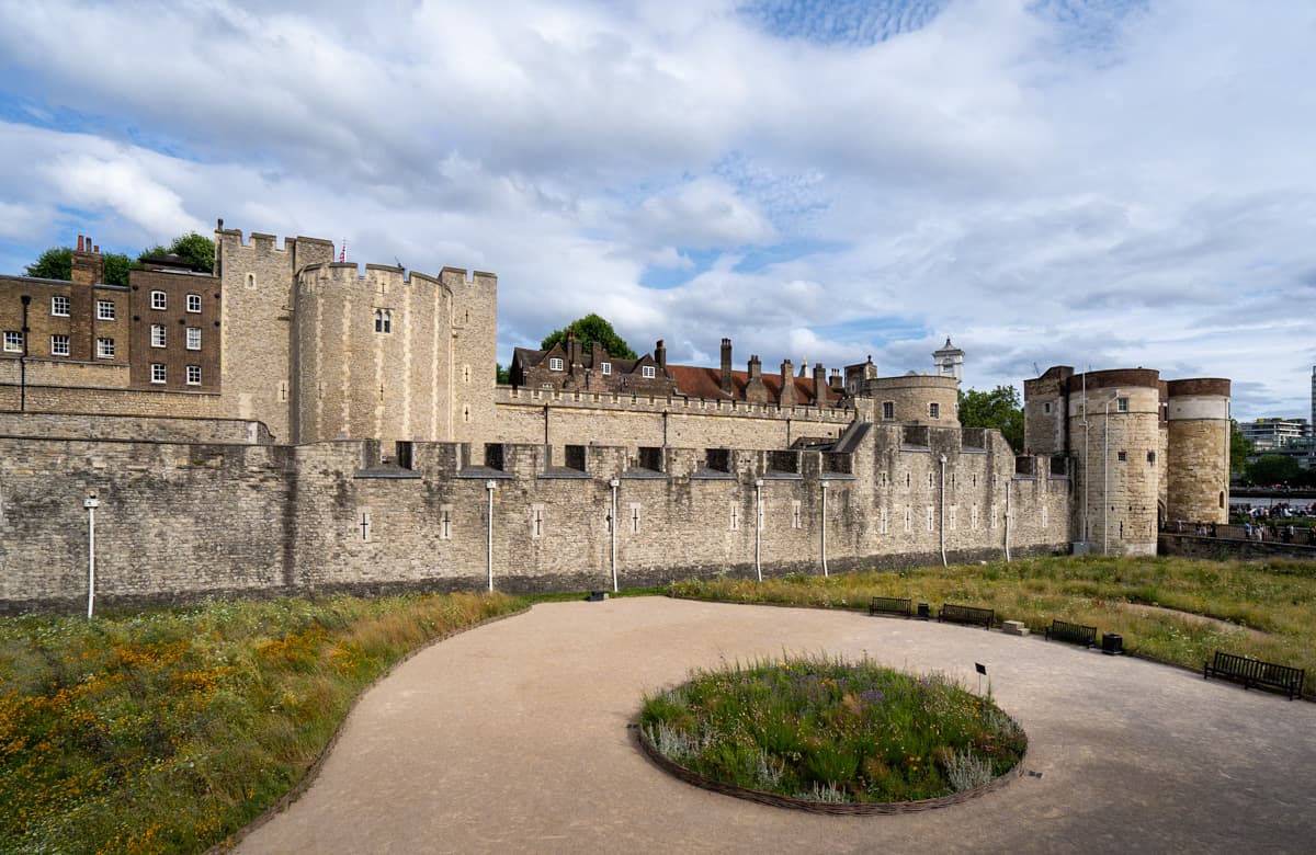 Wall around the Tower of London in London, England
