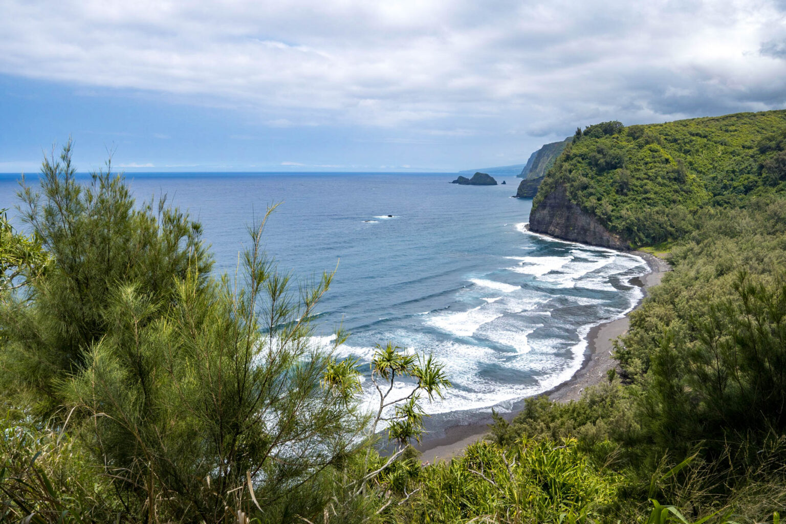 Pololū Trail: The Big Island's Most Jaw-dropping Hike - Uprooted Traveler