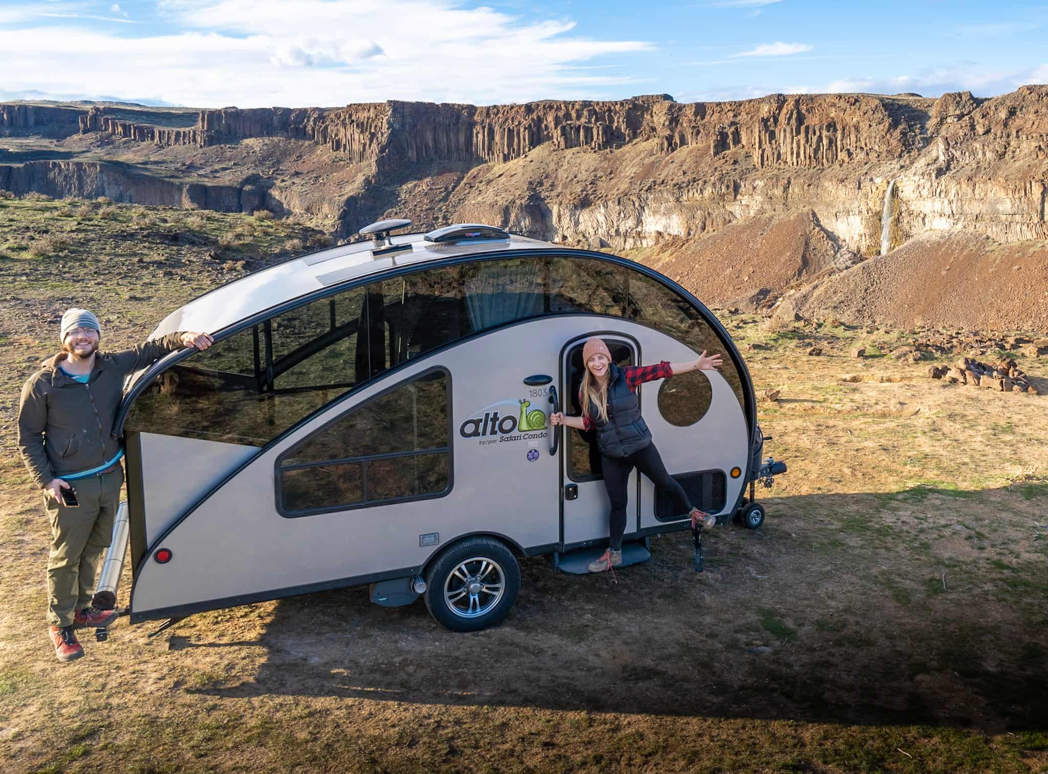 Eight Reasons Why You Should Buy A Travel Trailer Instead of Vanlife