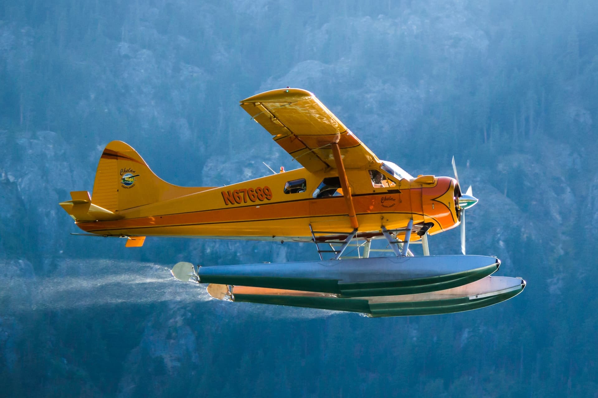 Sea plane taking off from Stehekin in North Cascades National Park in Washington